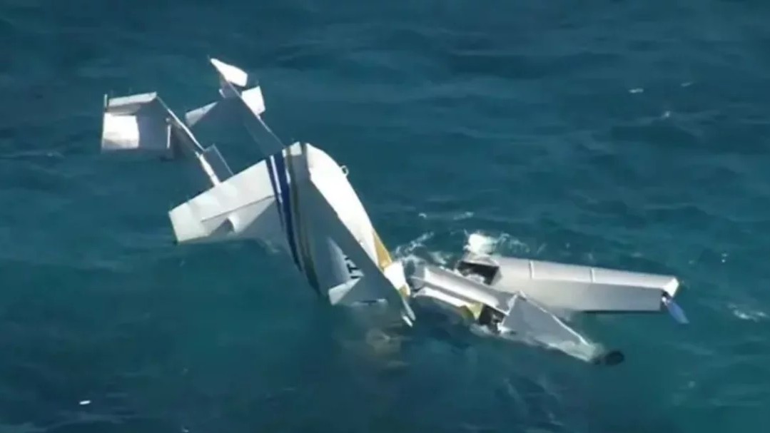 অস্ট্রেলিয়ায় উড্ডয়নের কিছুক্ষণ পর বিমান বিধ্বস্ত, নিহত ৩